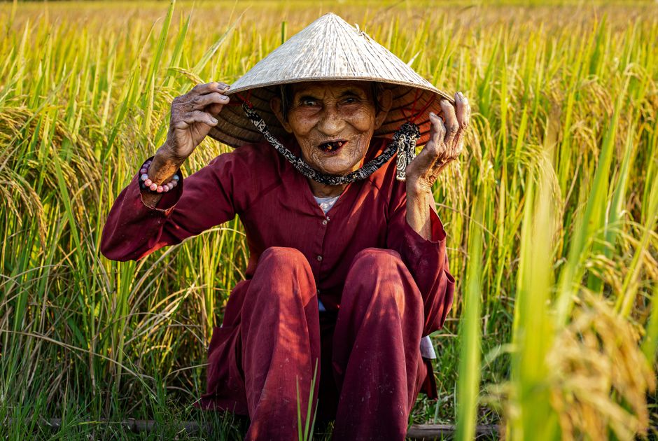 Kem Chống Nắng: Trợ Thủ Đắc Lực Cho Làn Da Khỏe Mạnh Dưới Ánh Nắng Việt Nam
